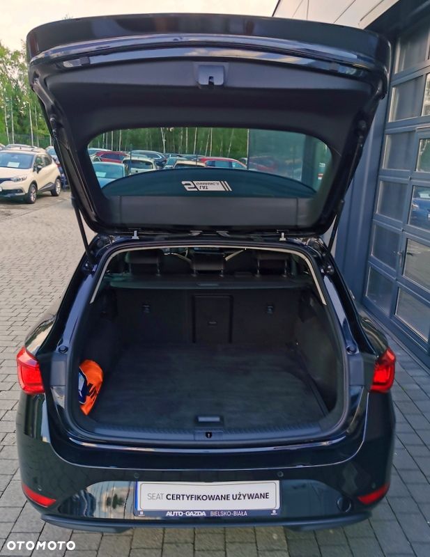 Seat Leon 1.5 eTSI Xcellence DSG - 5