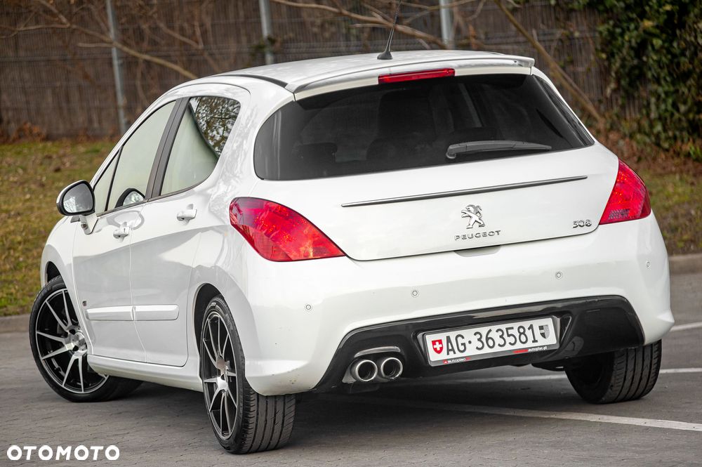 Peugeot 308 200 THP GTi - 11