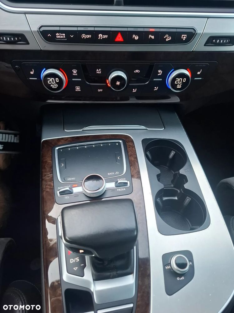 Audi Q7 3.0 TDI Quattro Tiptronic - 36