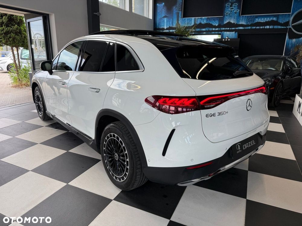 Mercedes-Benz EQE - 8