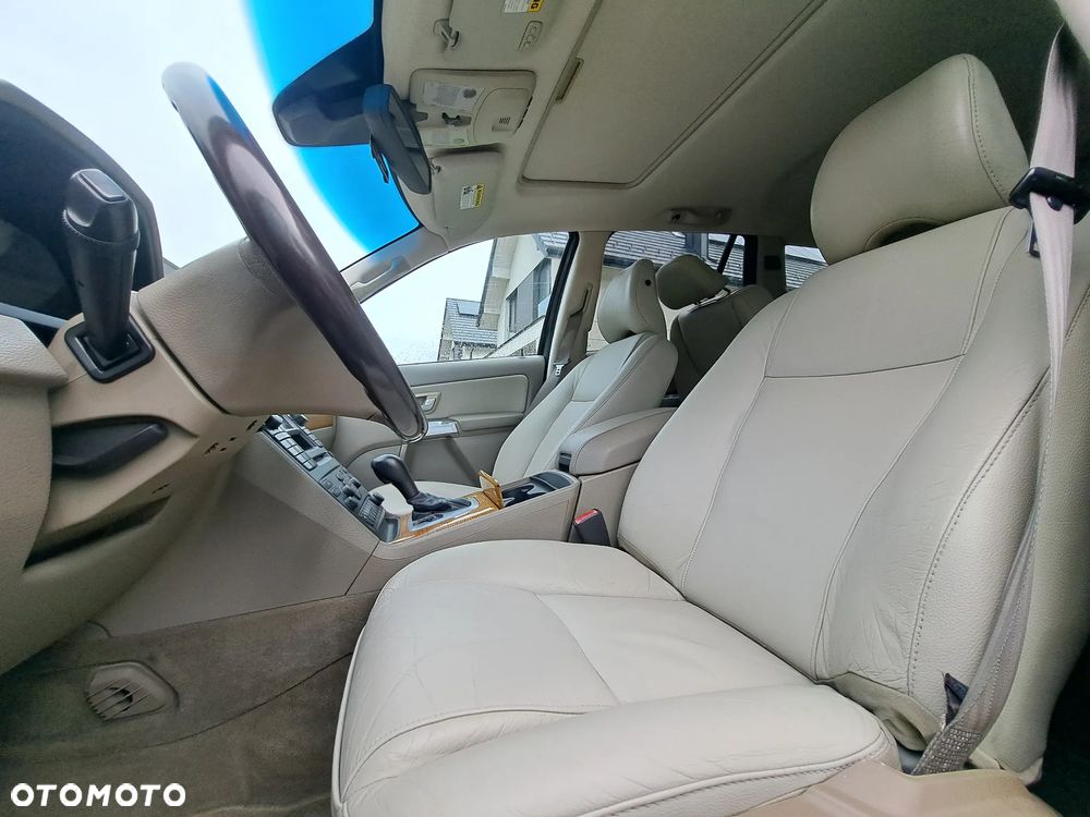 Volvo XC 90 4.4 V8 AWD Executive - 32