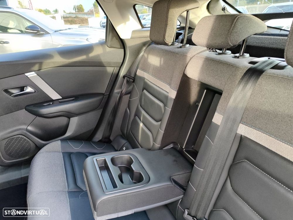 Citroën C4 1.2 PureTech Shine EAT8 - 24