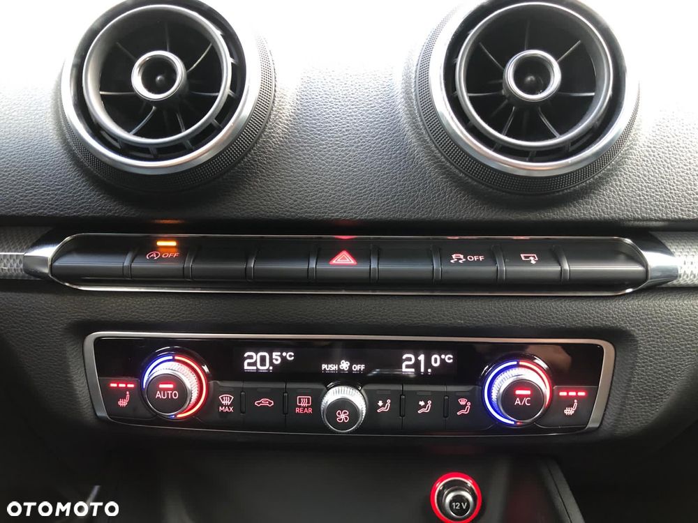 Audi A3 Sportback 1.6 TDI Ambiente - 16