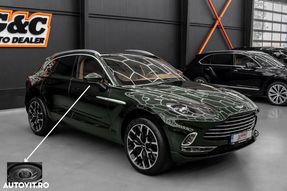 Aston Martin DBX - 4