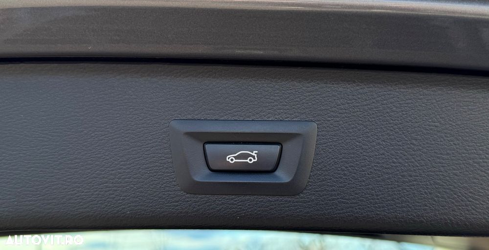 BMW X3 xDrive28i AT Advantage - 26