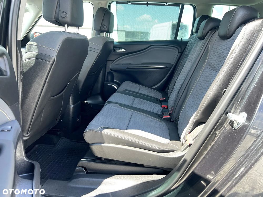 Opel Zafira 2.2 111 - 7