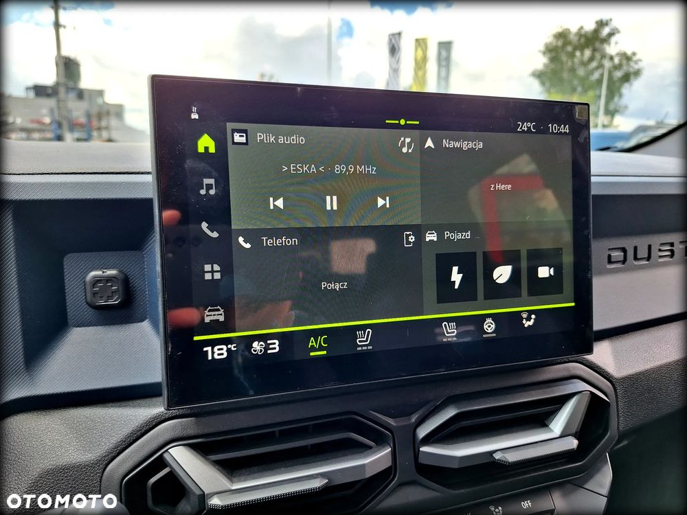 Dacia Duster 1.6 Full Hybrid 140 Journey MMT - 19