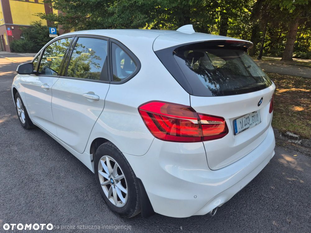 BMW Seria 2 218d Advantage - 9