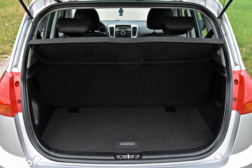 Kia Venga 1.6 M - 30