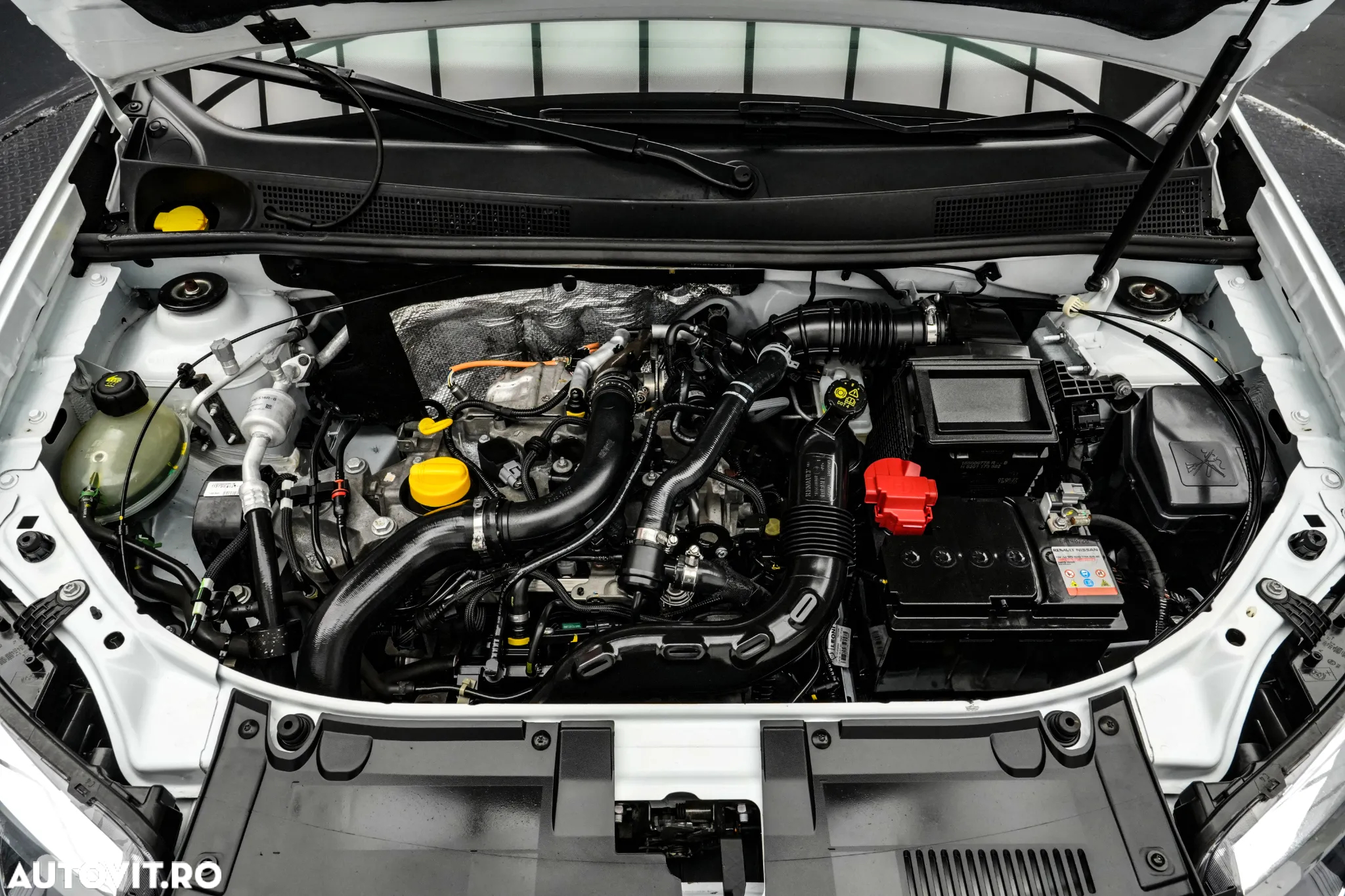 Dacia Logan 0.9 TCe Ambiance - 21