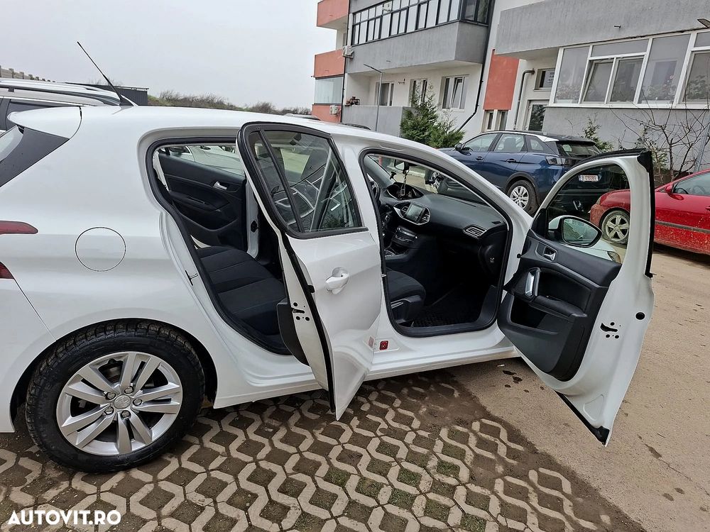 Peugeot 308 HDi FAP 92 Active - 1