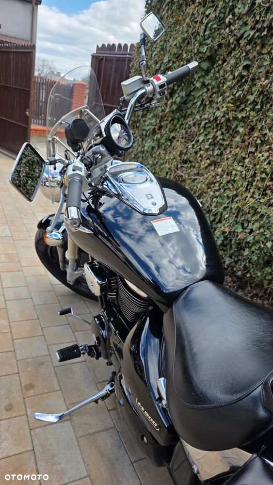 Suzuki Intruder - 30