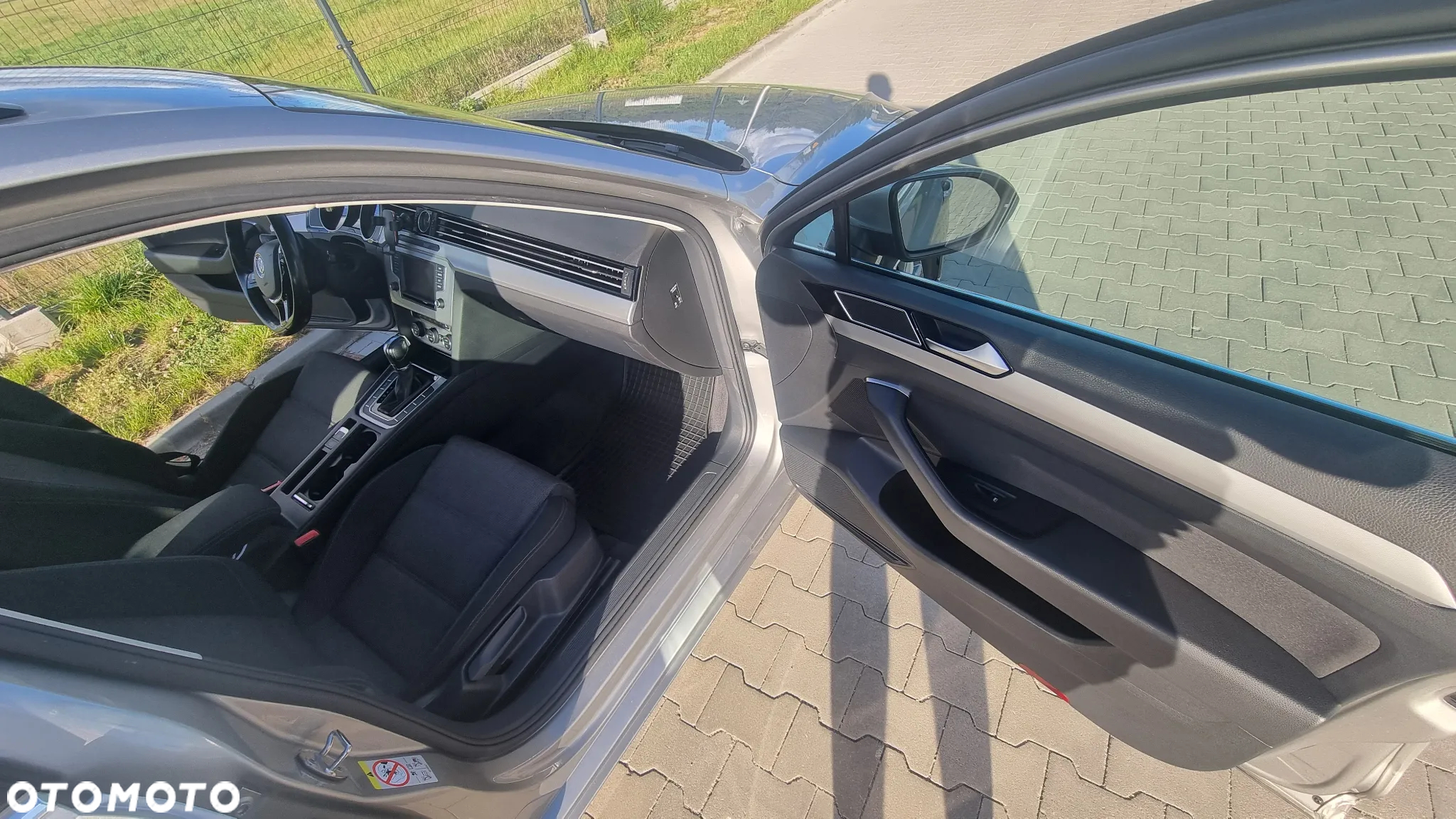 Volkswagen Passat 2.0 TDI BMT Comfortline DSG - 11