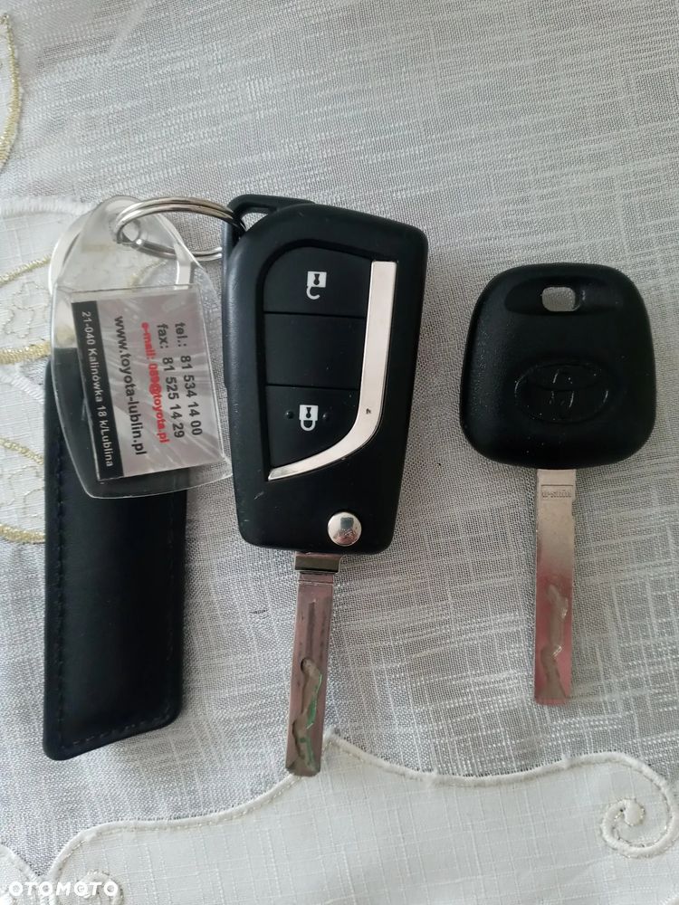 Toyota Yaris 1.0 Active EU6 - 9