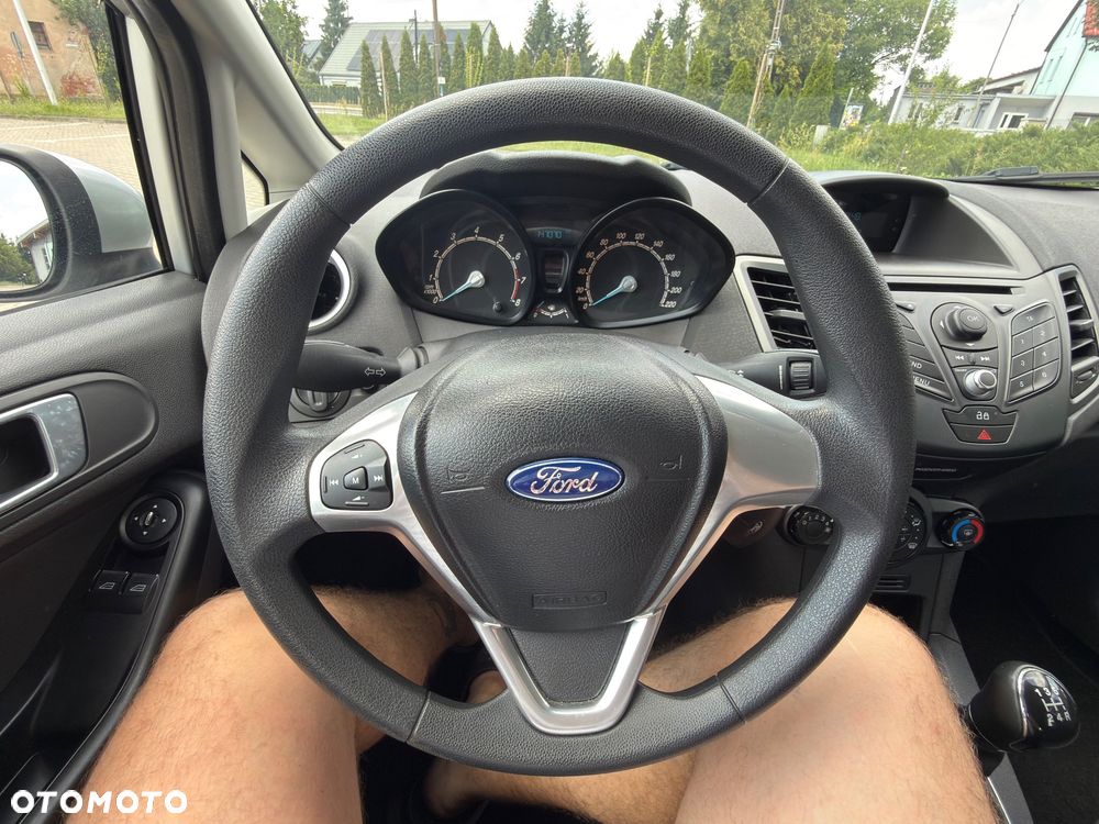 Ford Fiesta 1.25 Champions Edition - 24