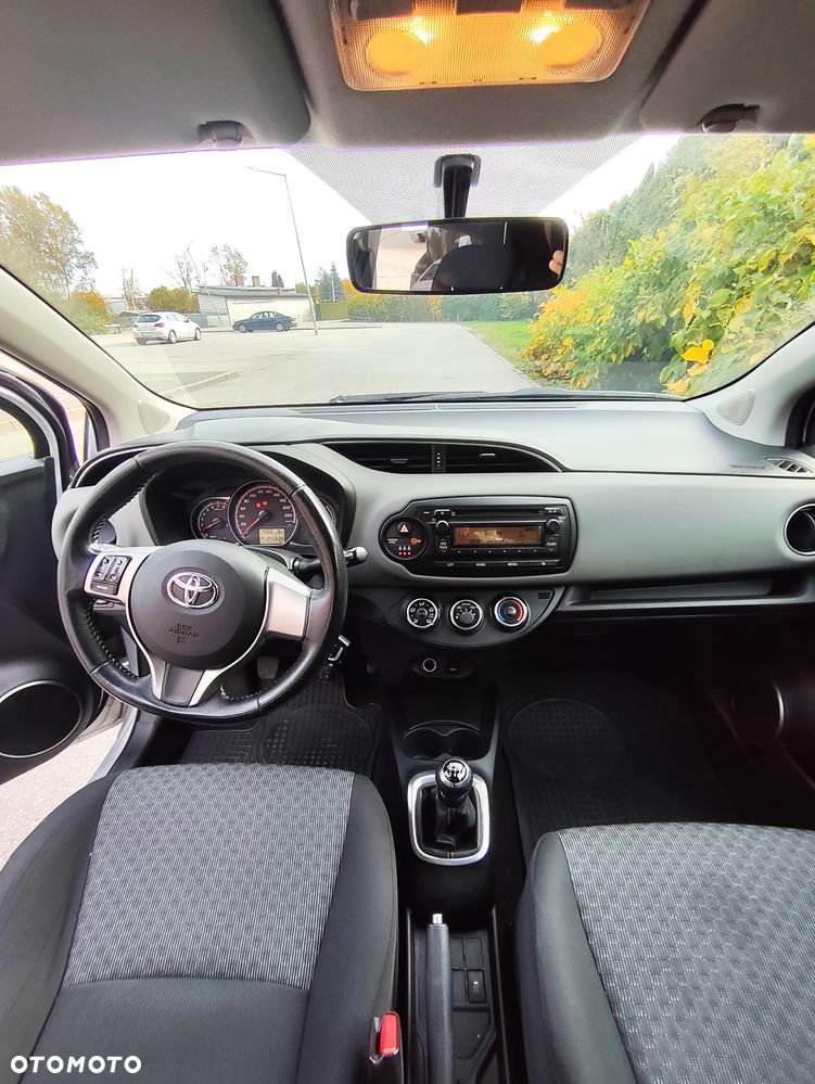 Toyota Yaris - 6