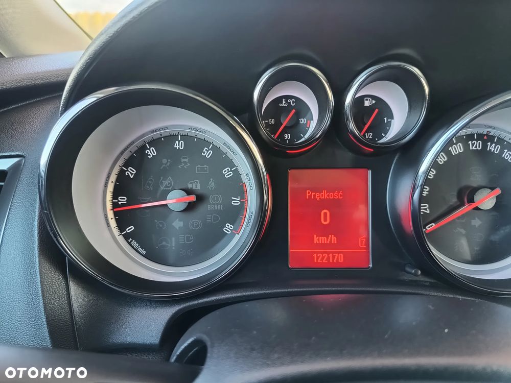 Opel Astra IV 1.4 T Cosmo S&S - 33