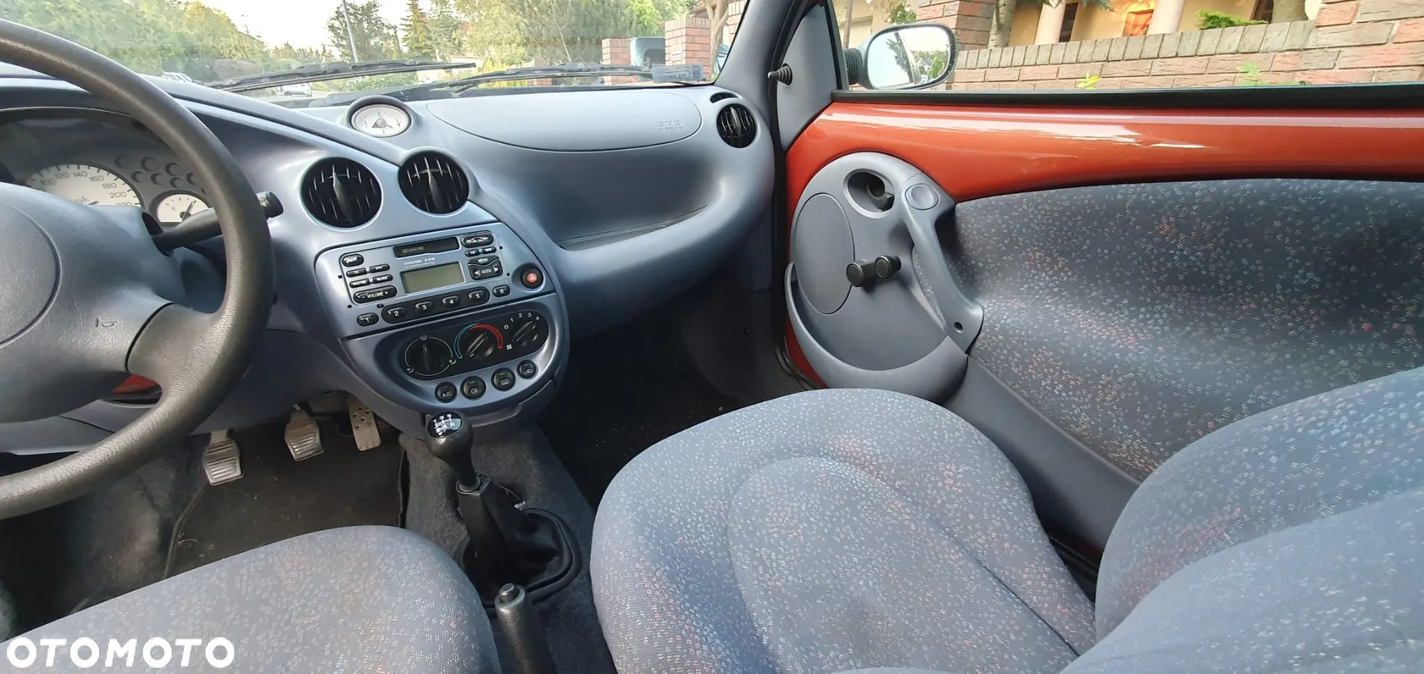 Ford KA 1.3 - 10