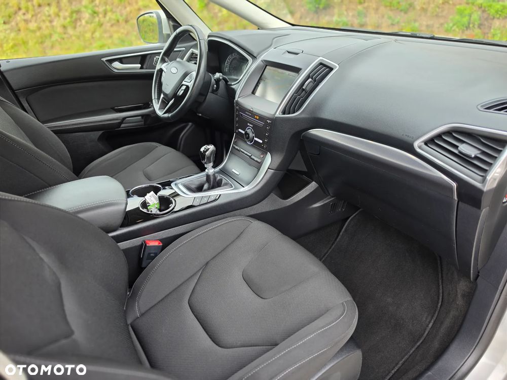 Ford S-Max 2.0 TDCi Titanium - 34