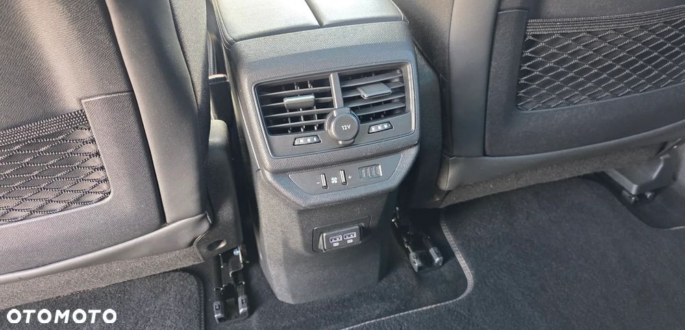 Peugeot 5008 BlueHDi 180 EAT8 GT - 30