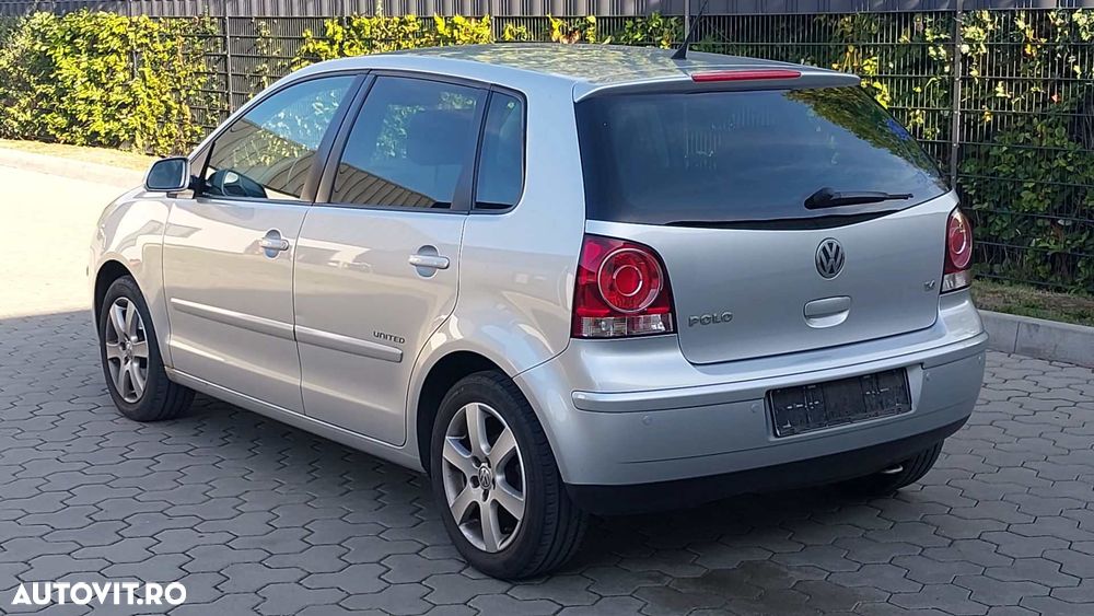 Volkswagen Polo 2009 photo 3