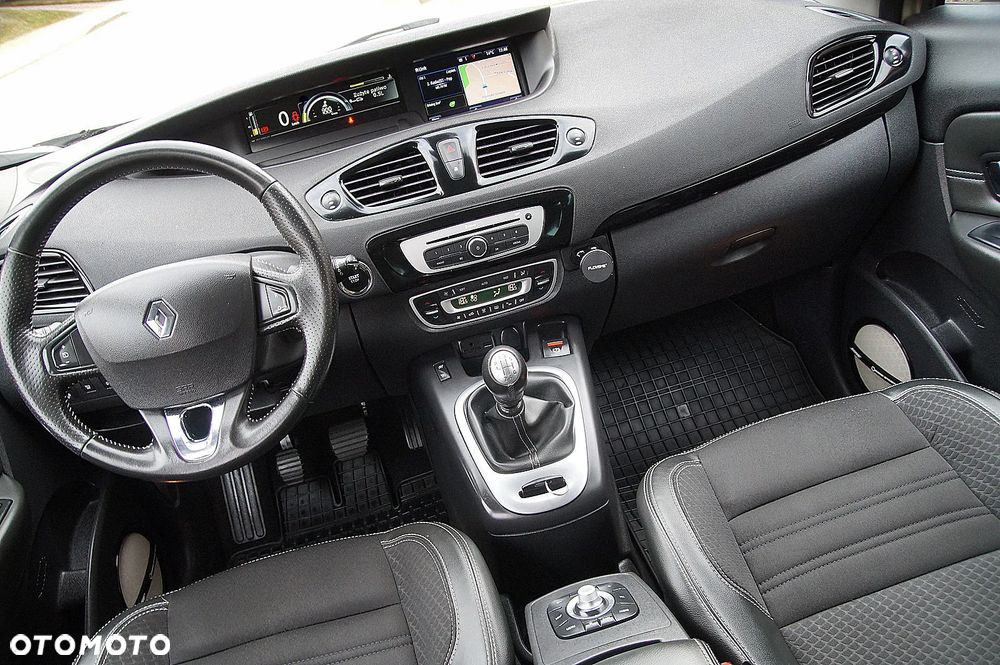 Renault Scenic Energy dCi 130 Euro 6 S&S Bose Edition - 13