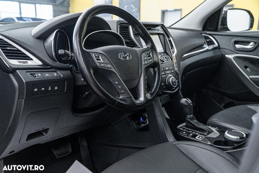 Hyundai Santa Fe 2.2 CRDi 4WD Automatik Premium - 28