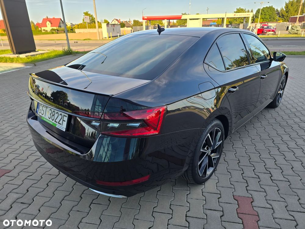 Skoda Superb 2.0 TDI SCR Sportline DSG - 7