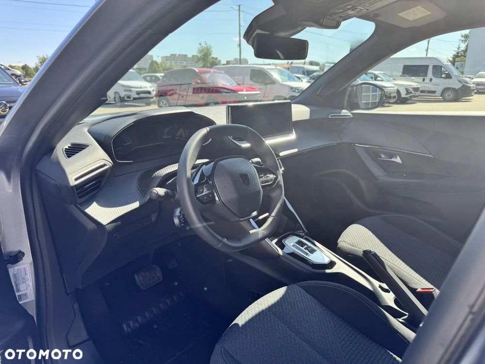 Peugeot 2008 PureTech mHEV Edition e-DCS6 - 10
