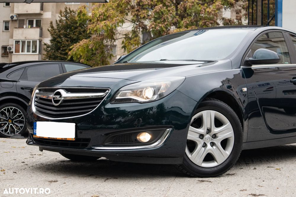 Opel Insignia - 2