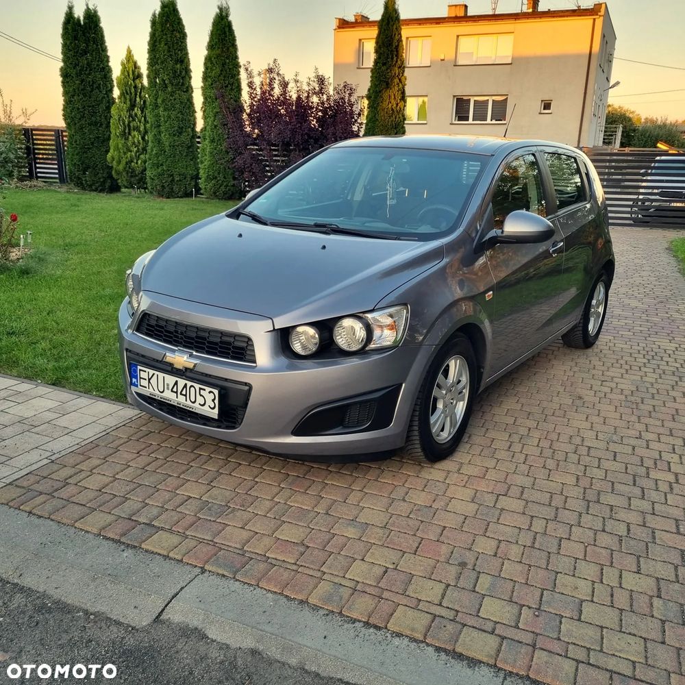 Chevrolet Aveo 1.4 16V LT - 1