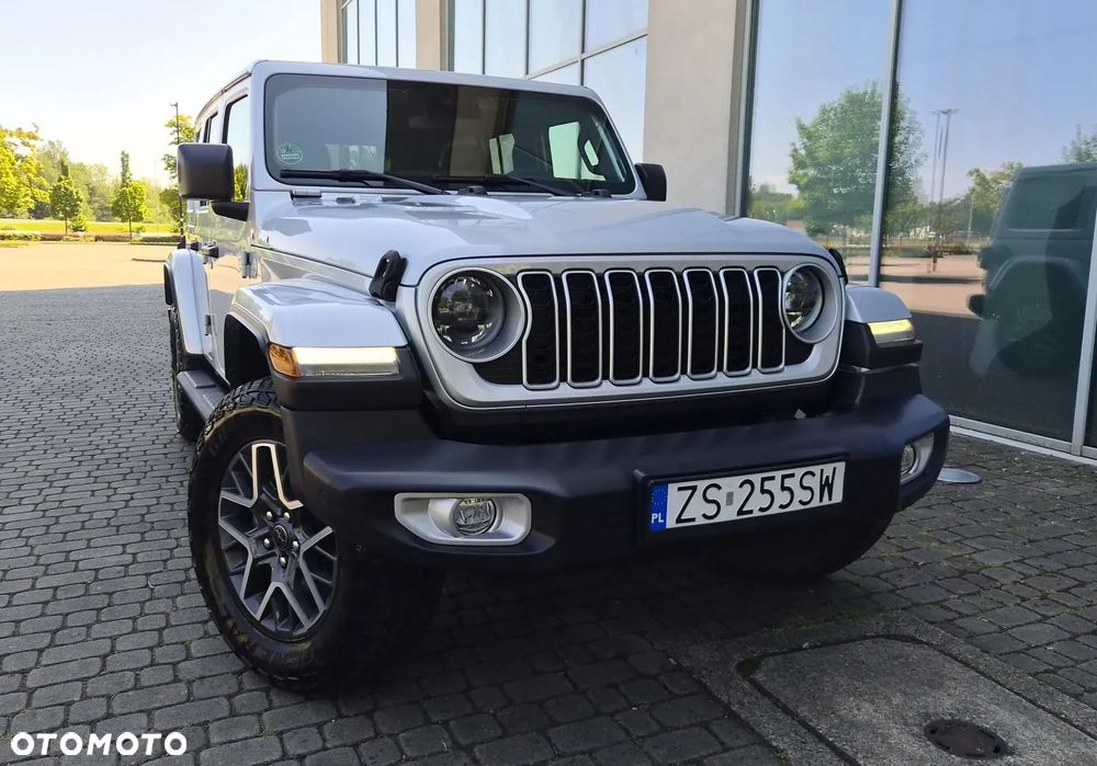 Jeep Wrangler Unlimited GME 2.0 Turbo Sahara - 8