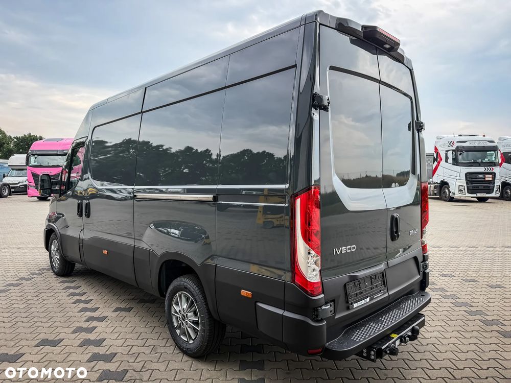 Iveco Daily 35S18HA8 V 3.0 Diesel 180 KM L3H2 - 13