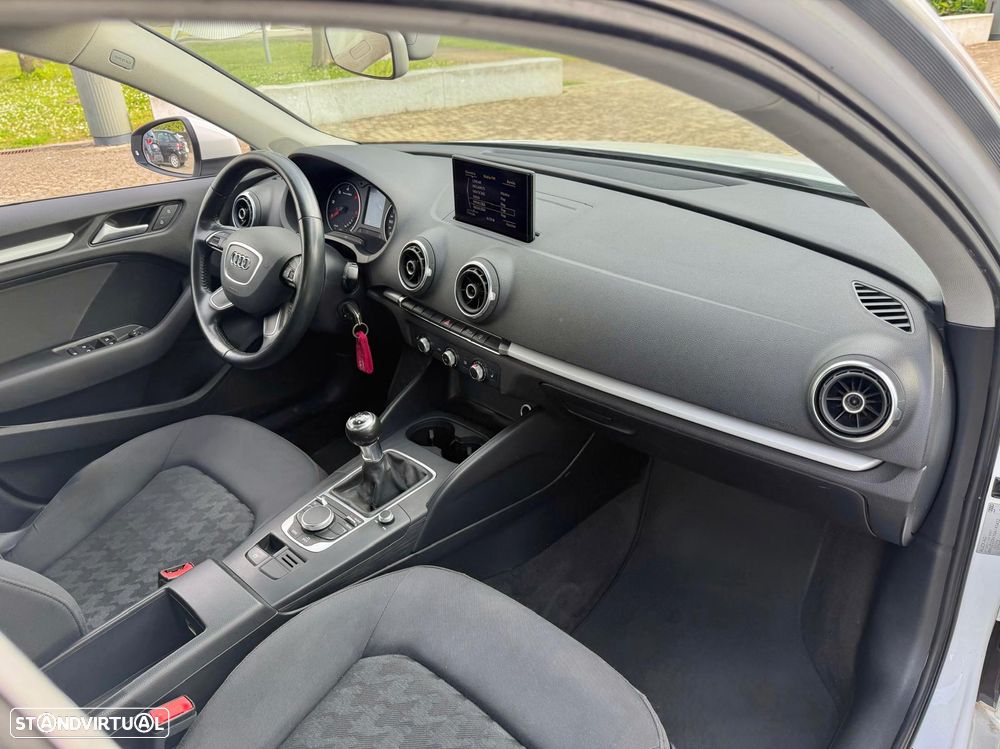 Audi A3 Sportback 1.6 TDI (clean diesel) Ambition - 7
