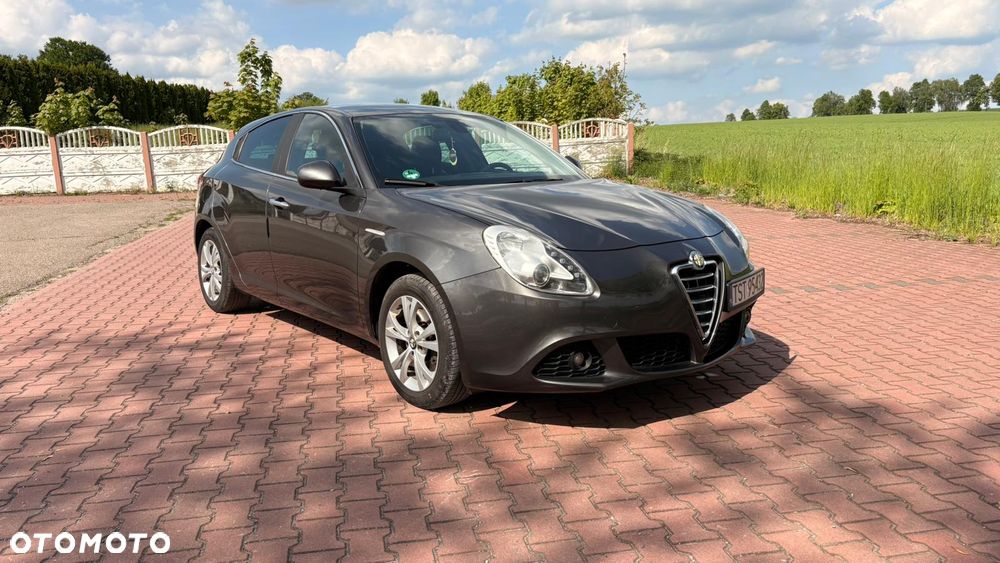 Alfa Romeo Giulietta - 1