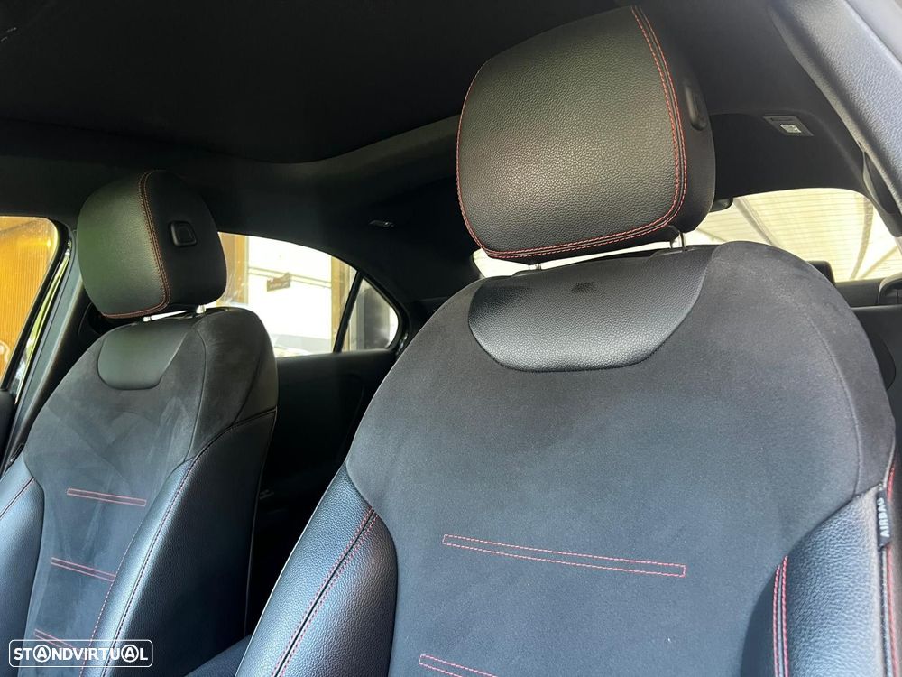 Mercedes-Benz A 250 Limousine e AMG Line - 9