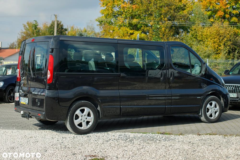 Opel Vivaro L2H1 2.9t - 21