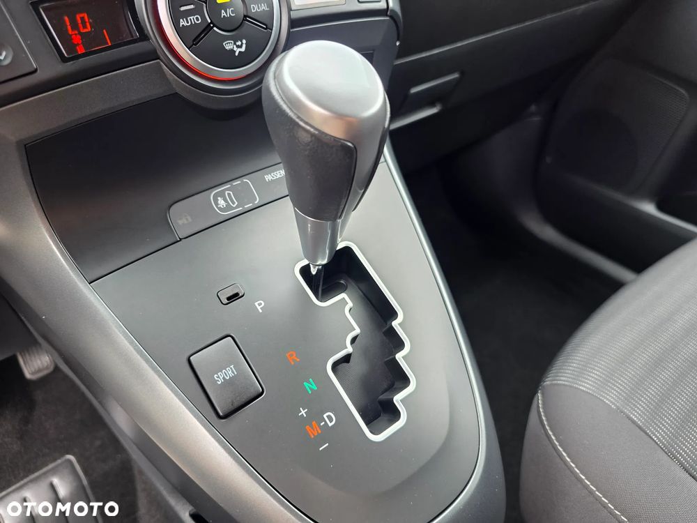 Toyota Verso 1.8 Sol plus EU5 MS - 24