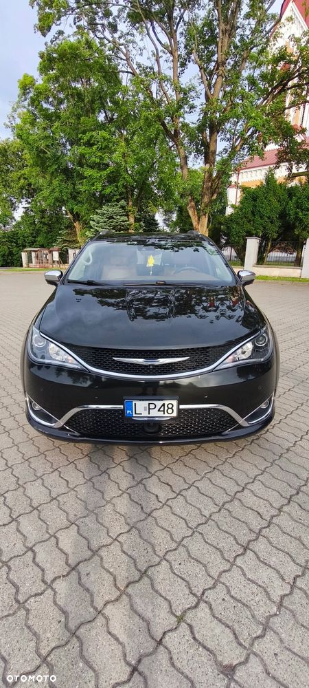 Chrysler Pacifica - 15