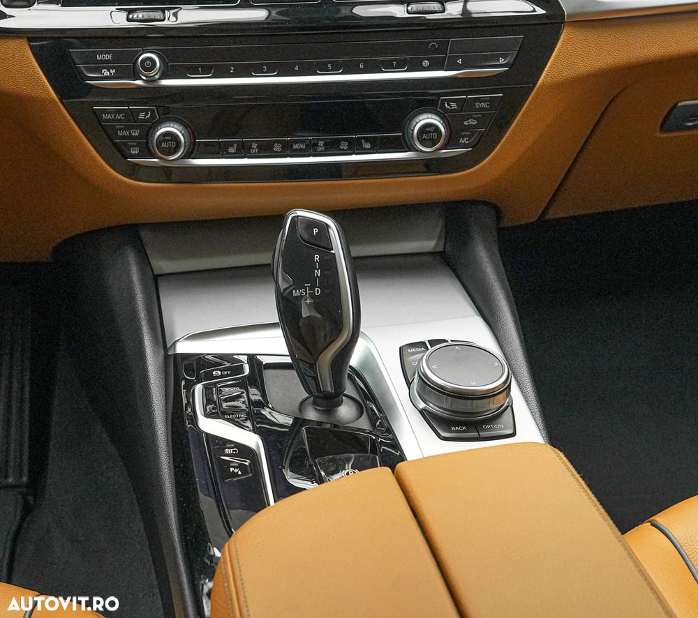 BMW Seria 5 530e xDrive AT PHEV - 21