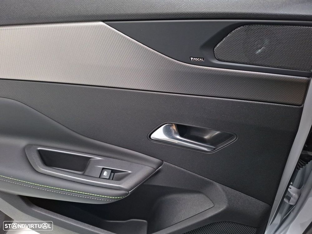 Peugeot 308 1.2 PureTech GT EAT8 - 30