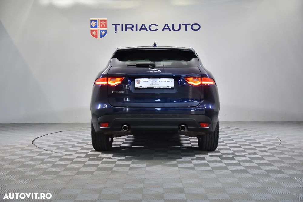 Jaguar F-Pace - 4
