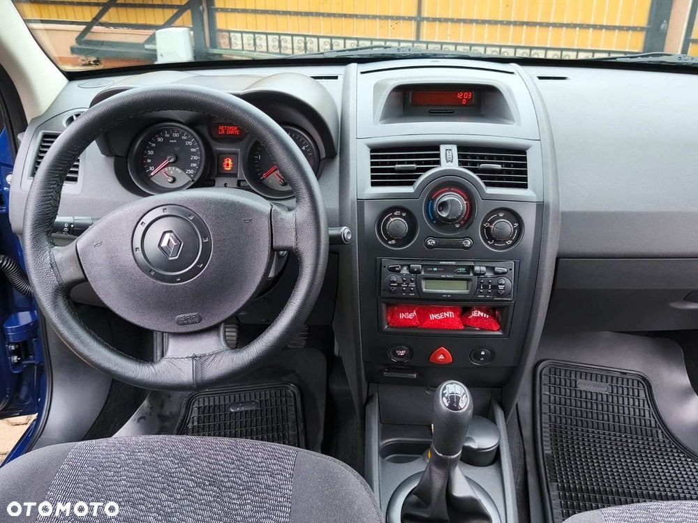 Renault Megane 1.5 dCi Confort Authentique - 19