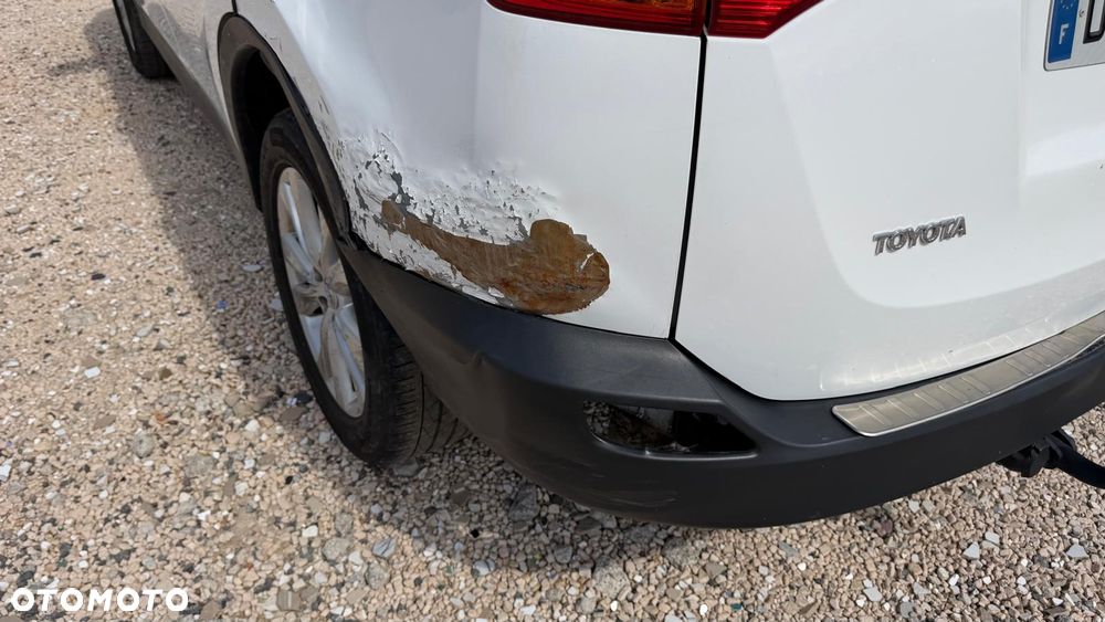 Toyota RAV4 2.2 D-4D Prestige - 23