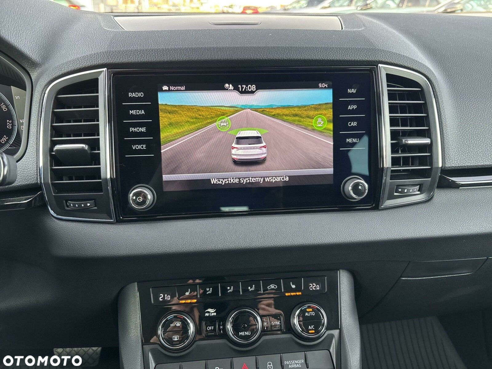 Skoda Karoq 1.5 TSI ACT 4x2 Style DSG - 17