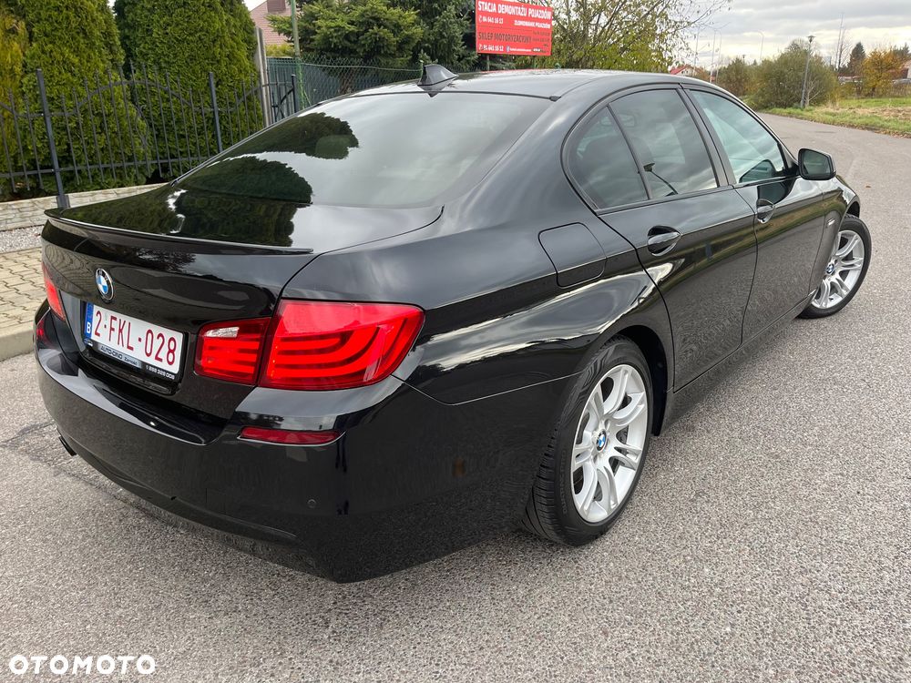 BMW Seria 5 525d Sport-Aut - 7