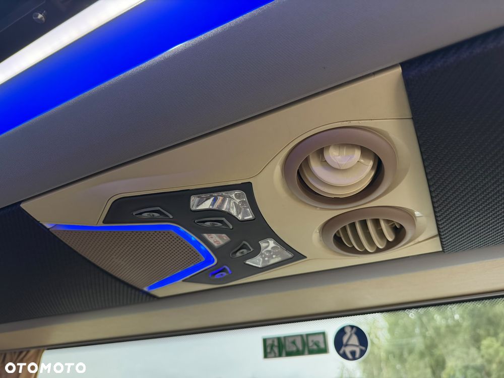 Mercedes-Benz Sprinter 519 - 28
