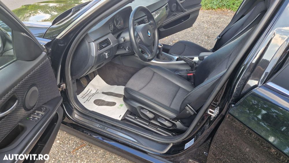 BMW Seria 3 318d - 12