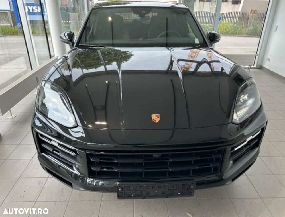 Porsche Cayenne Coupe - 1