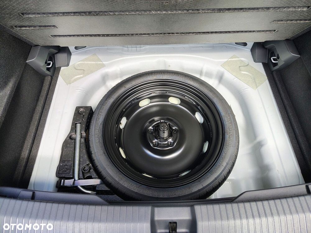 Volkswagen T-Roc - 8